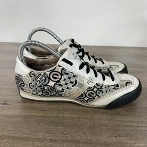 Red by Marc Ecko Womens Sneakers Size 8.5 White Lace Up  Black & White Low Top